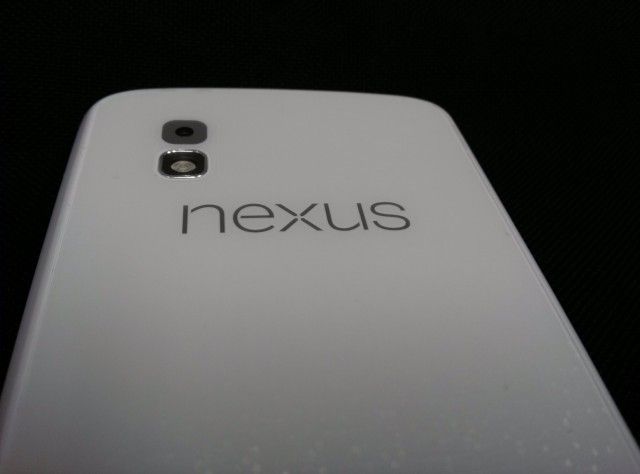 Nexus 4 blanc