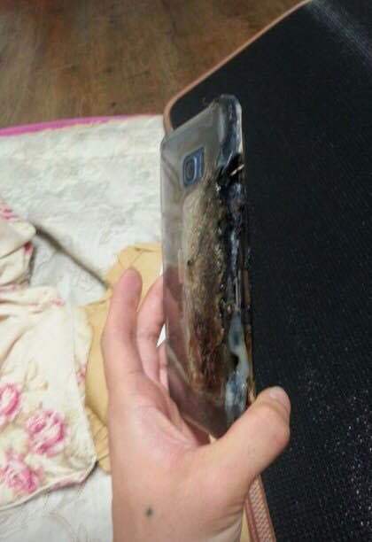 Galaxy-Note-7-explodes-1