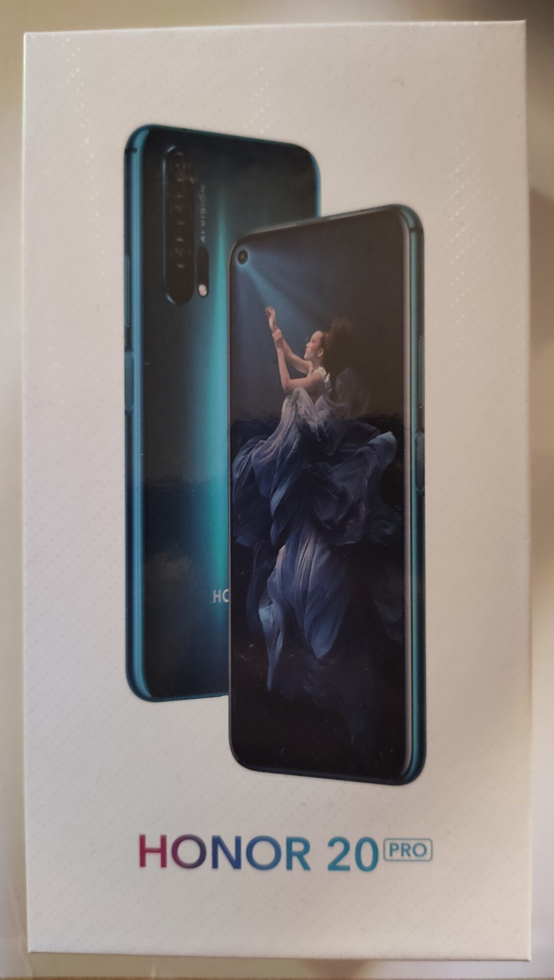 honor 20 pro capteurs 48 MP Android Magic UI dos Huawei reflets verre boîte