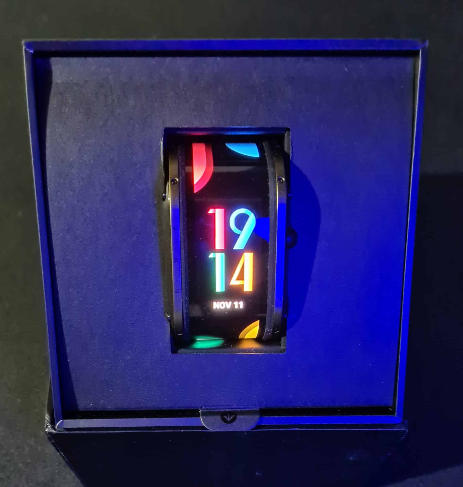 Image ouverture nubia watch unboxing