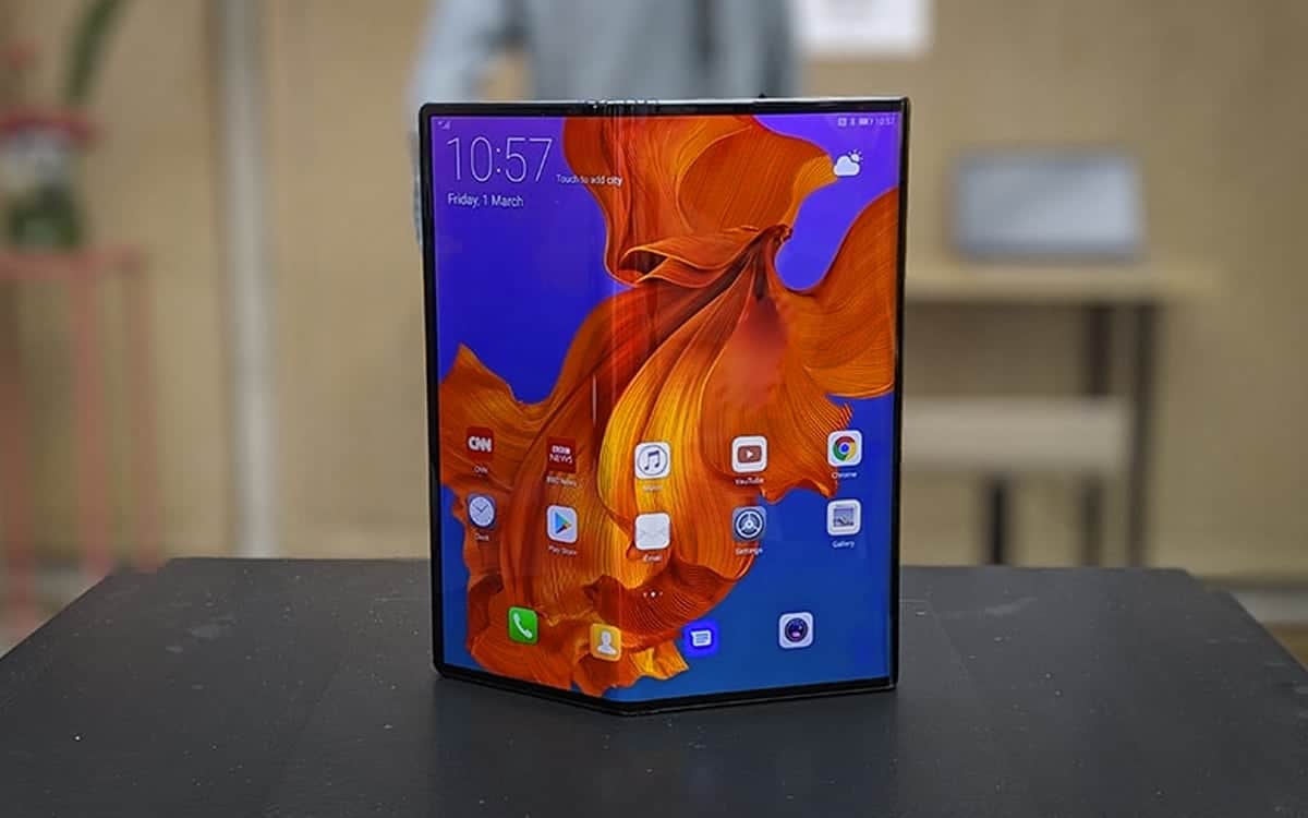 Mate X2 : Huawei lancerait un smartphone pliable en février Actualité