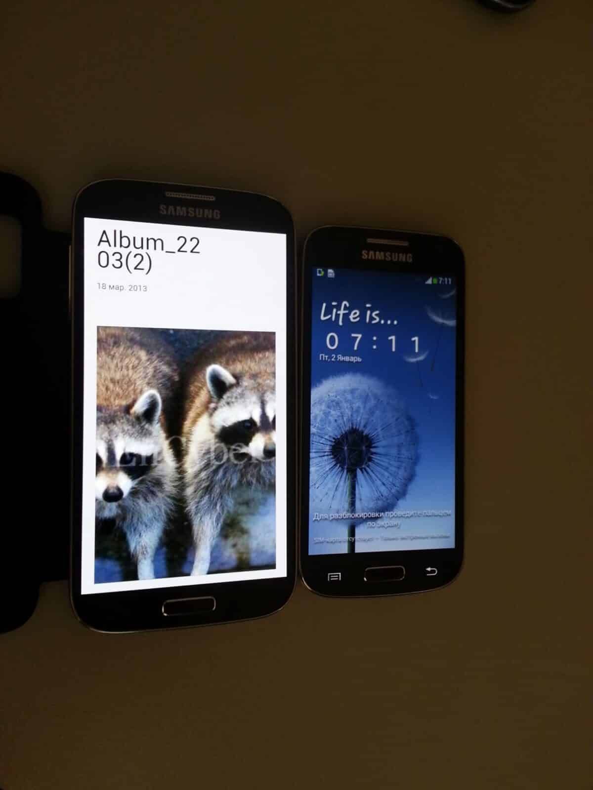 Galaxy S4 Galaxy S4 Mini