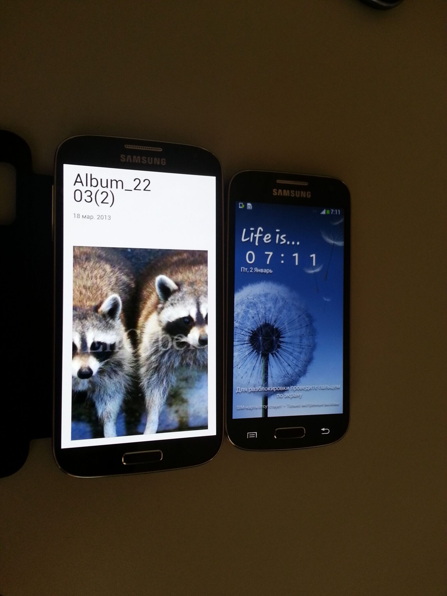 Galaxy S4 Galaxy S4 Mini