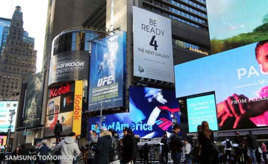 samsung galaxy s4 Le Samsung Galaxy S4 se la raconte à Times Square Actualité