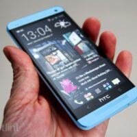 HTC One bleu Le HTC One bientôt en bleu ? Actualité