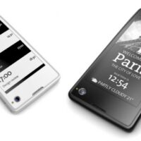 Le YotaPhone double-écran est arrivé Appareils