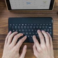 Test : Keys-To-Go de Logitech, un clavier Bluetooth complet pour Android Accessoires