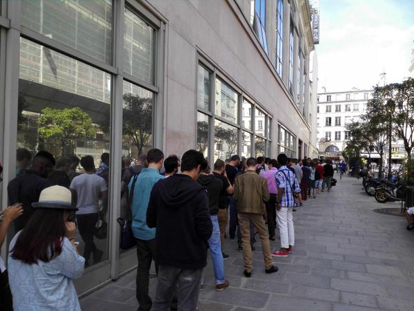 oneplus 2, Paris, Milan, New-York&#8230; Des queues XXL pour le OnePlus 2