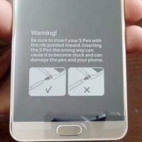 Samsung prévient désormais de ne pas insérer le stylet à l’envers sur le Galaxy Note 5 Appareils