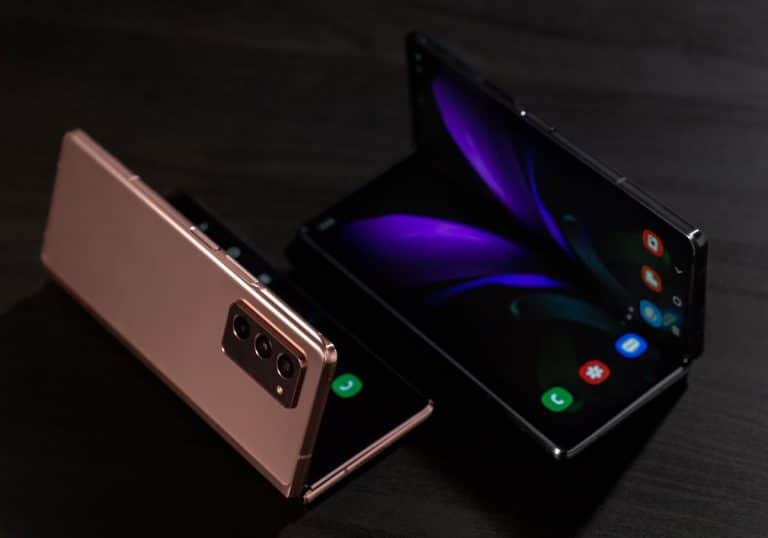 Galaxy Z Fold 3 : Samsung utiliserait une batterie plus petite que le Z Fold 2 Actualité