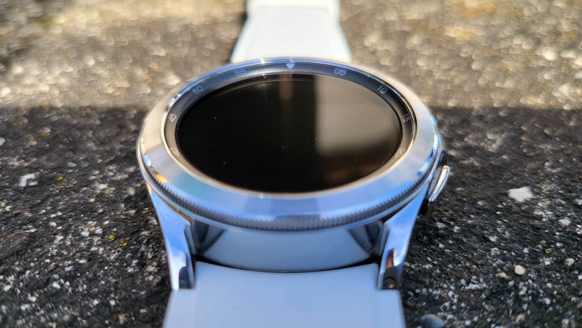 Test – Samsung Galaxy Watch 4 Classic : déjà un must-have Samsung