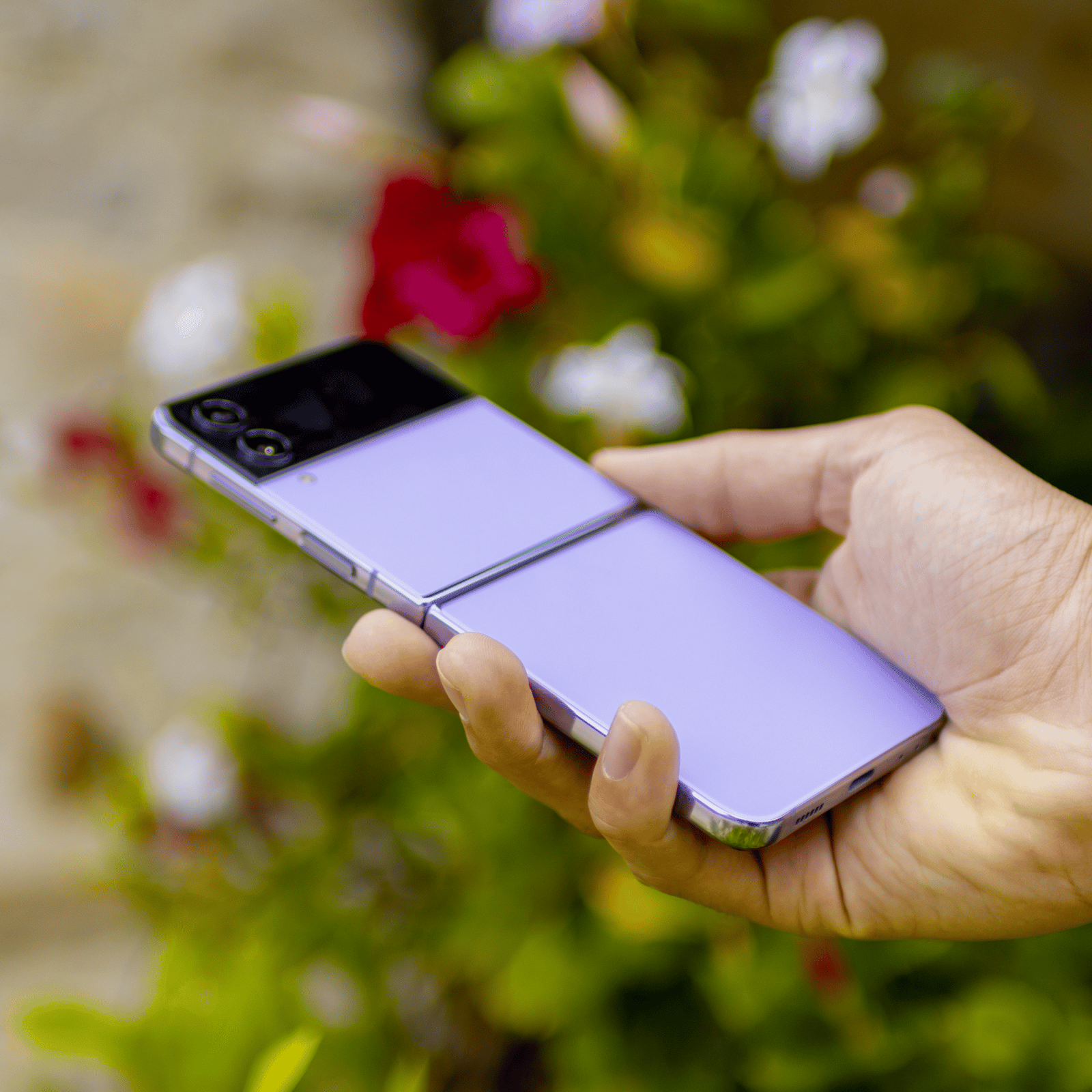 TEST – Samsung Galaxy Z Flip 4 : L’heure de prendre le pli ! Tests Android