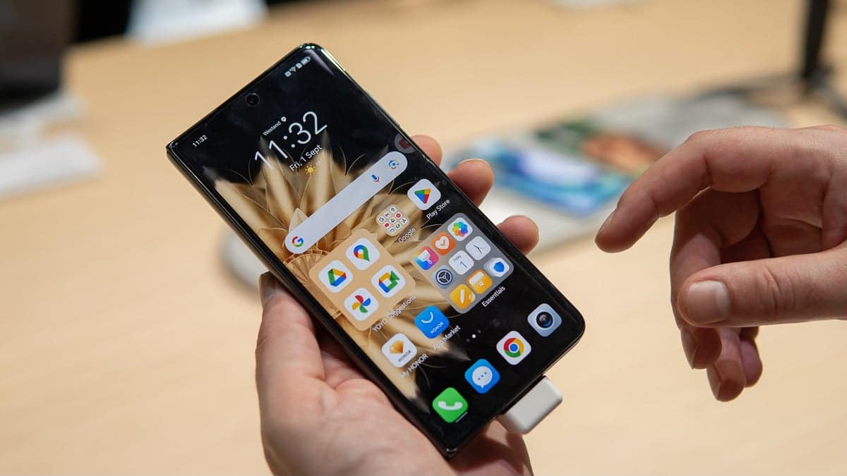 Honor Magic V2 Porshe Edition