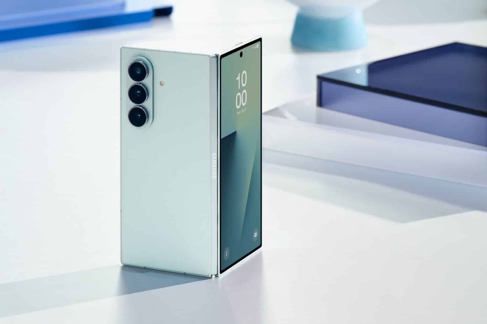 Samsung Galaxy Z Fold7 et Galaxy Z Flip7, des couleurs intenses pour sublimer votre singularité
