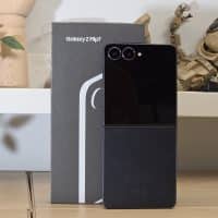 Samsung Galaxy Z Flip 7 - Miniature