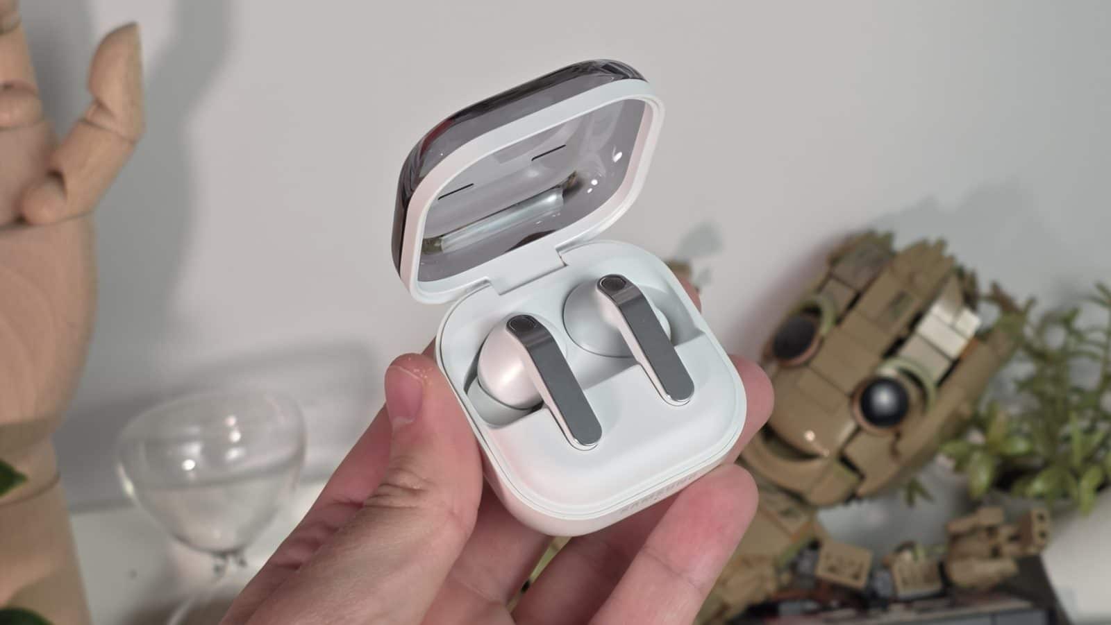 Samsung Galaxy Buds4 Pro - Ecouteurs dans boîte