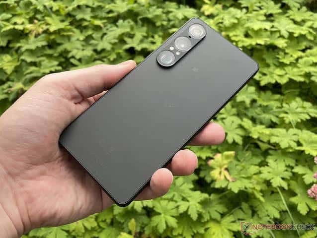 Sony Xperia 1 VIII intro