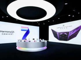 Huawei Mate XT2 déplié, mécanisme de pliage vers l'intérieur