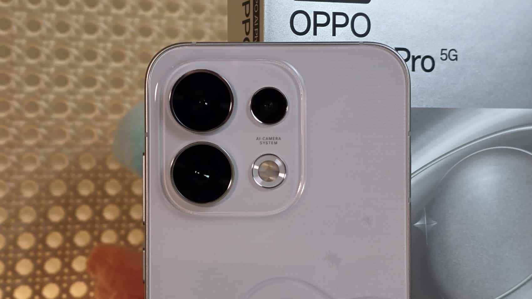 Gros plan sur les capteurs photo de l'Oppo Reno 16 Pro 5G