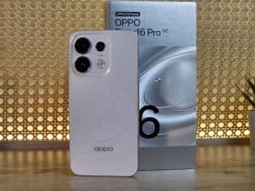 Dos Blanc Pop de l'Oppo Reno 16 Pro 5G avec son effet 3D et son bloc photo