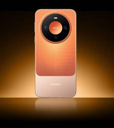 Le Huawei Mate 90 Pro en coloris orange, vu de dos