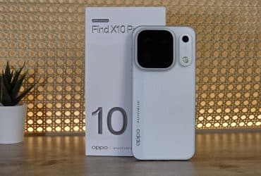 Dos clair de l'Oppo Find X10 Pro Max devant sa boîte